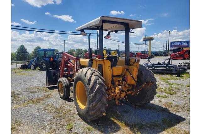 Image of Case IH 585 equipment image 4