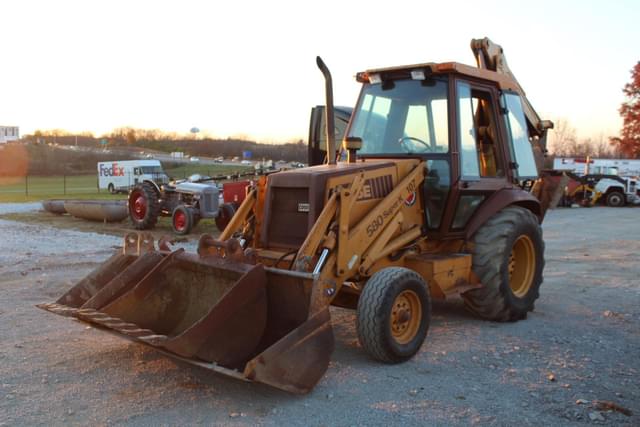 Image of Case 580 Super K equipment image 2