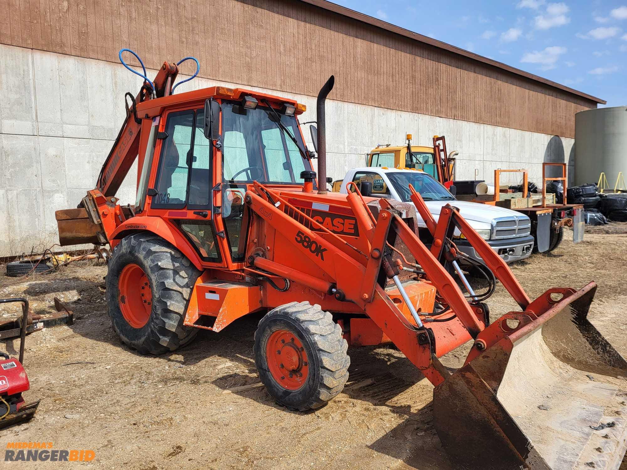 Main image Case 580K