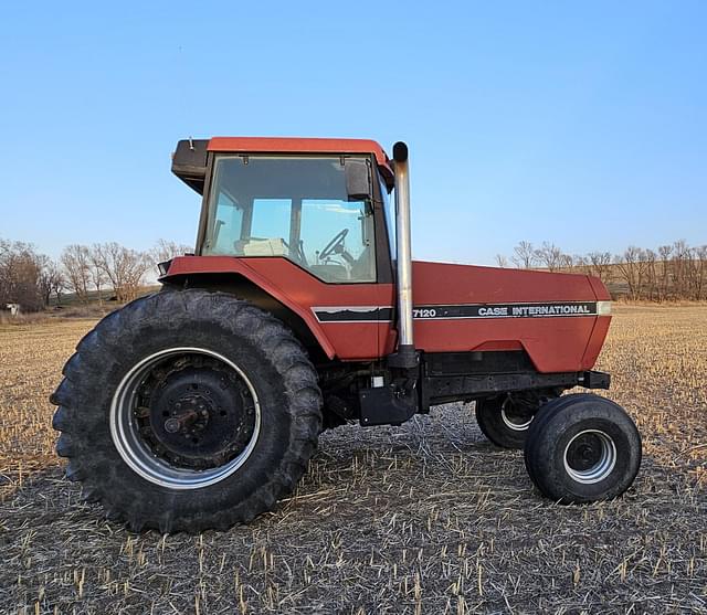 Image of Case IH 7120 equipment image 3