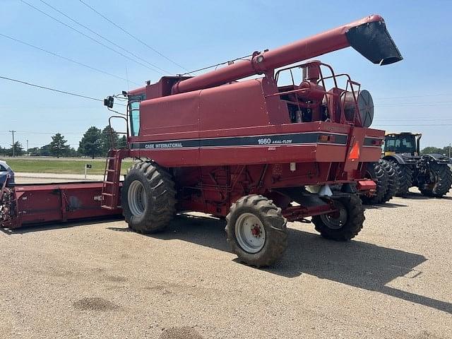 Image of Case IH 1660 equipment image 1