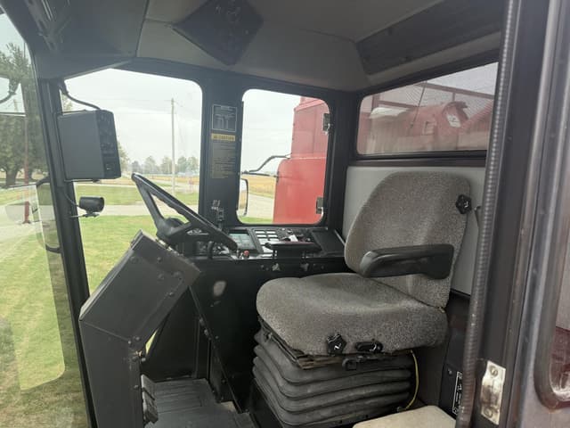 Image of Case IH 1660 equipment image 2