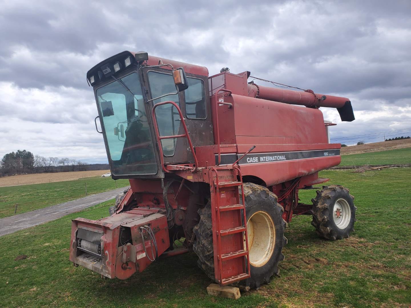 1990 Case IH 1660 Equipment Image0