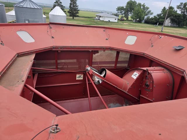 Image of Case IH 1680 equipment image 4