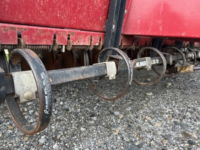 Image of Case IH 5100 equipment image 4