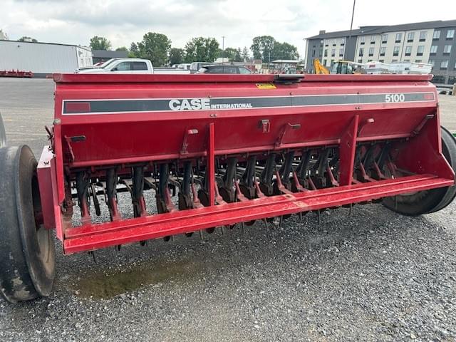 Image of Case IH 5100 equipment image 1