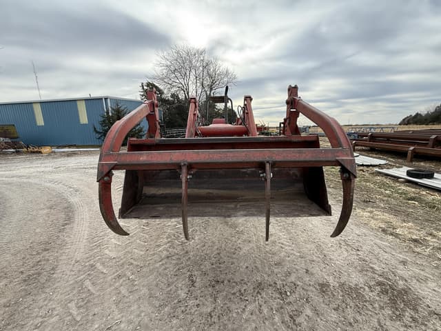 Image of Case IH 5140 equipment image 3