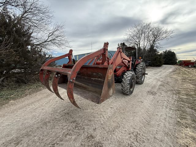 Image of Case IH 5140 equipment image 2