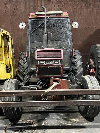 Image of Case IH 585 equipment image 1