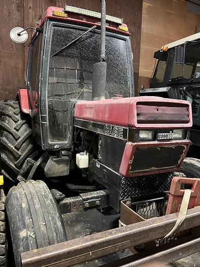 Image of Case IH 585 Primary image