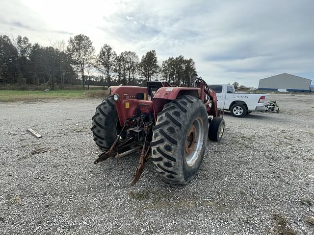Image of Case IH 685 equipment image 2
