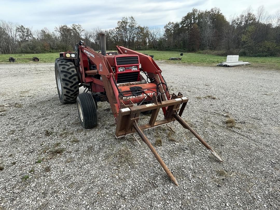 Image of Case IH 685 Primary image