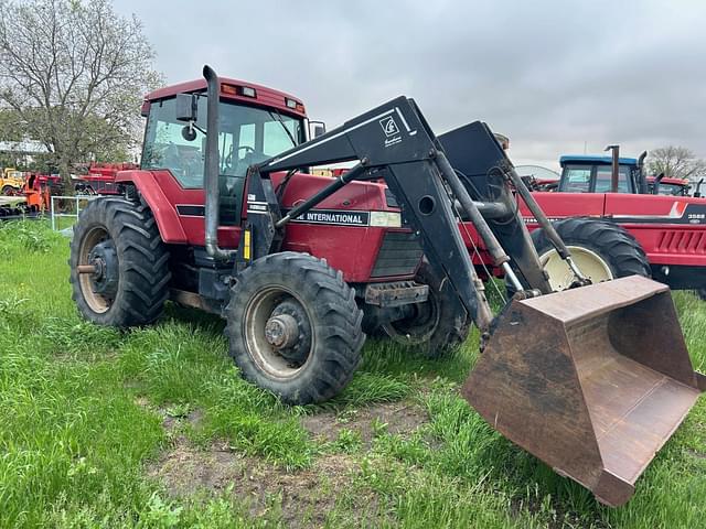 Image of Case IH 7110 equipment image 1