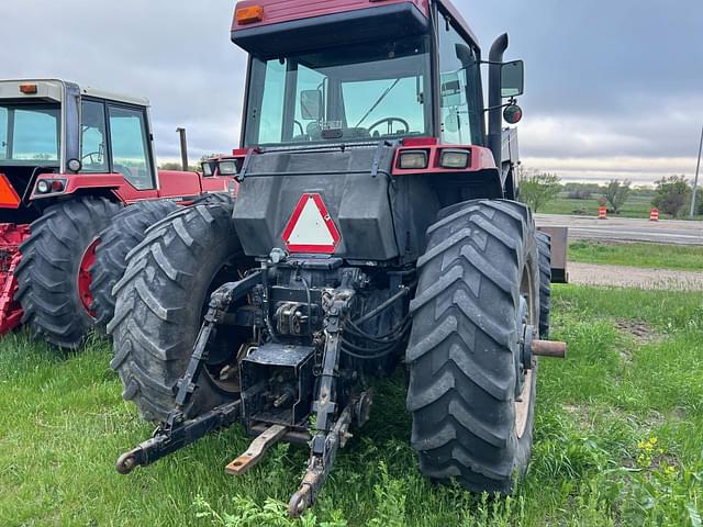 Image of Case IH 7110 equipment image 3