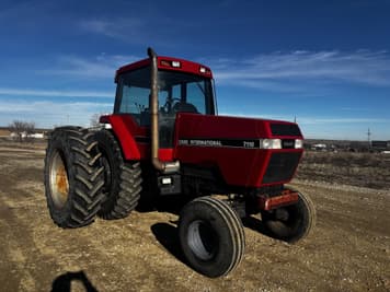 Main image Case IH 7110