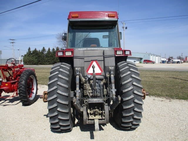Image of Case IH 7110 equipment image 2