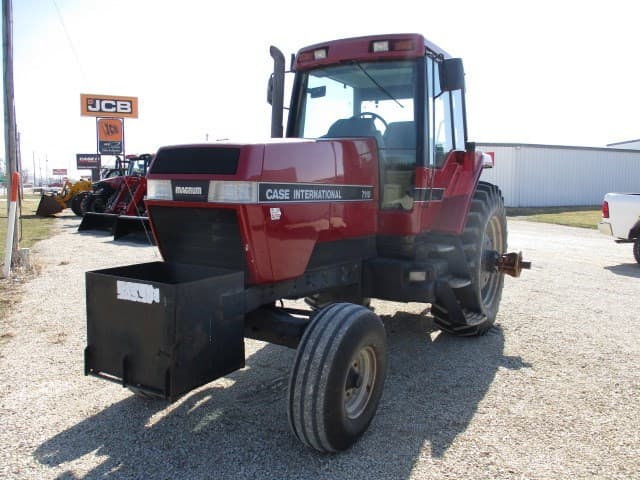 Image of Case IH 7110 equipment image 3