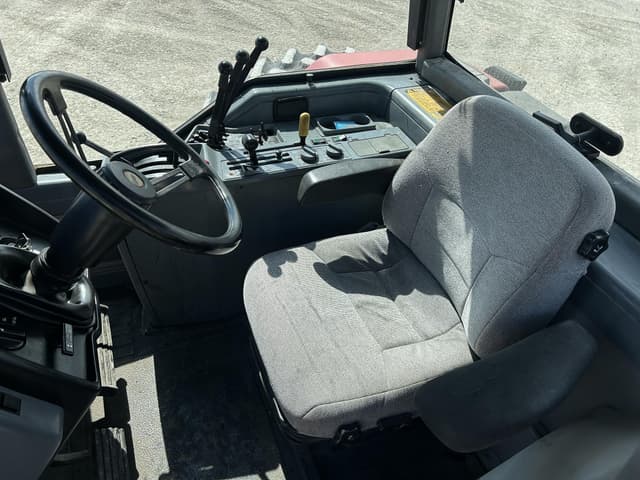 Image of Case IH 7120 equipment image 3