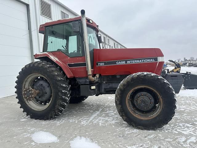 Image of Case IH 7120 equipment image 1