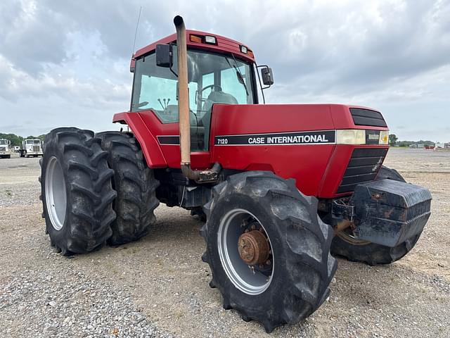 Image of Case IH 7120 equipment image 1