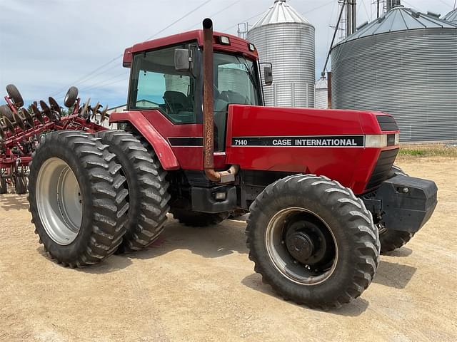 Image of Case IH 7140 equipment image 2