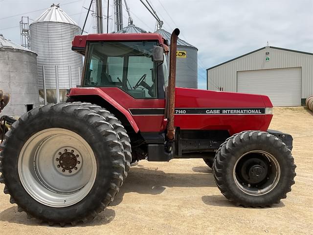 Image of Case IH 7140 equipment image 3