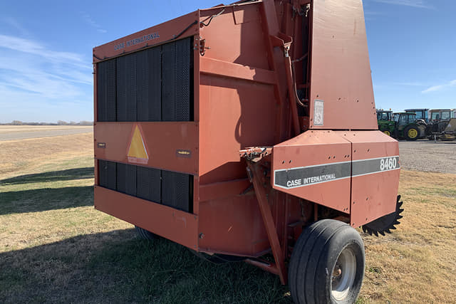 Image of Case IH 8460 equipment image 4
