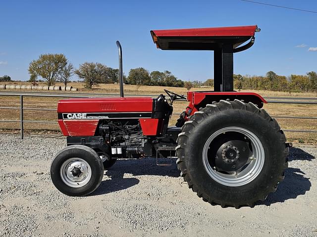 Image of Case IH 885 equipment image 3