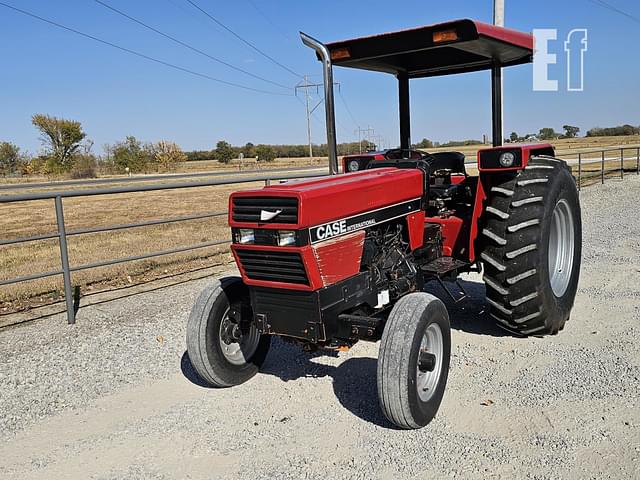 Image of Case IH 885 equipment image 2