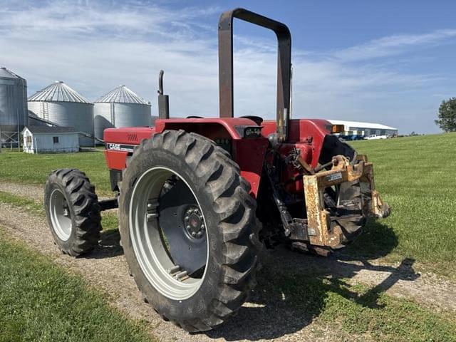 Image of Case IH 885 equipment image 1