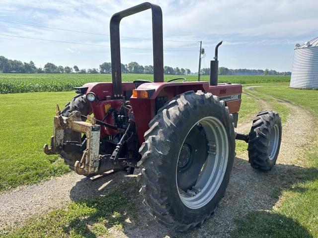 Image of Case IH 885 equipment image 2
