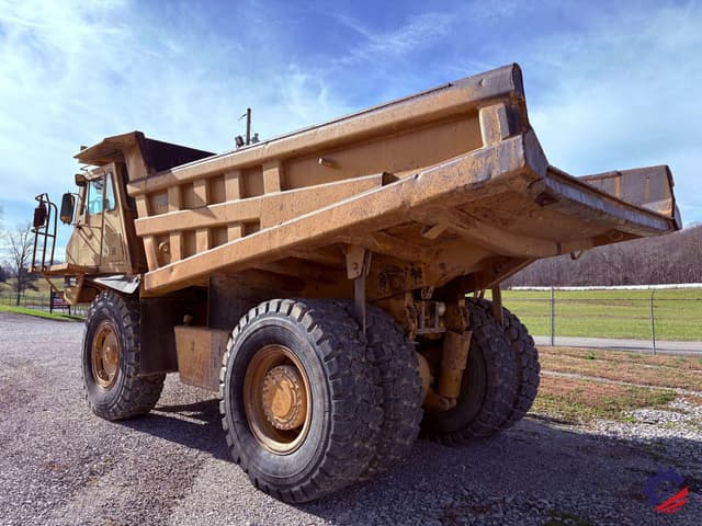 Image of Caterpillar 769C equipment image 2