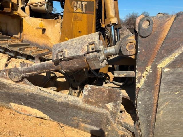 Image of Caterpillar D10N equipment image 3