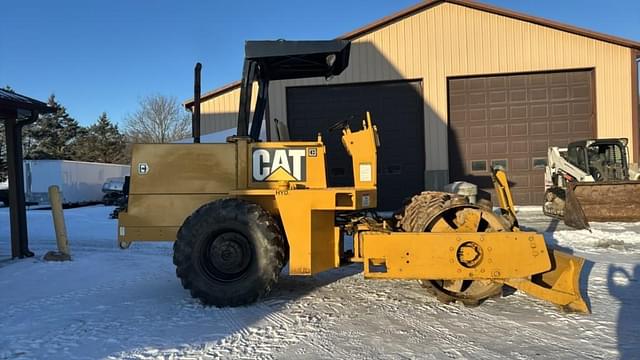 Image of Caterpillar CP-433B equipment image 3