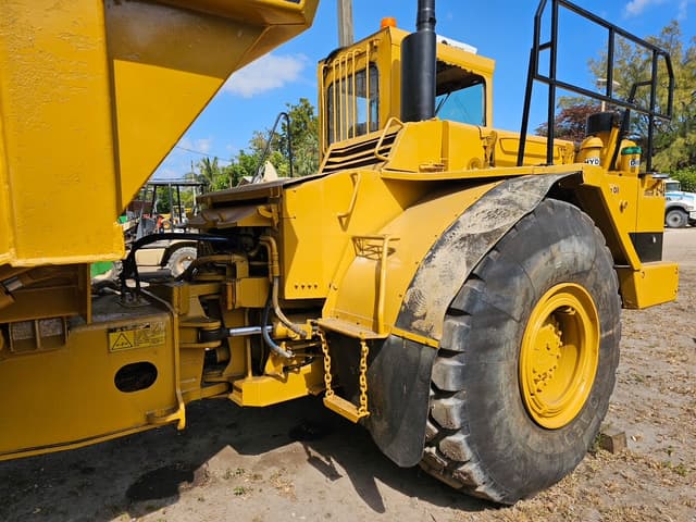 Image of Caterpillar D25D equipment image 3