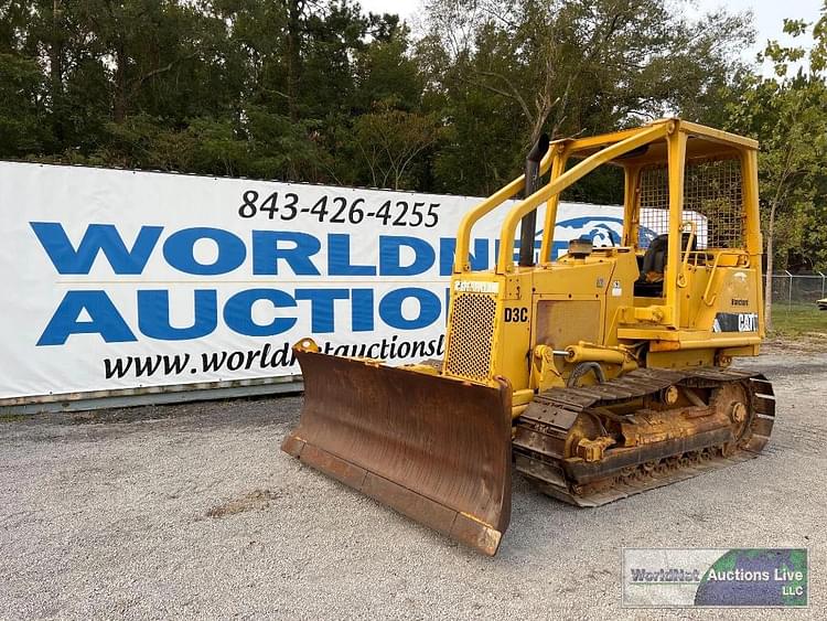 1990 Caterpillar D3C Equipment Image0