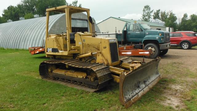Image of Caterpillar D4C equipment image 1