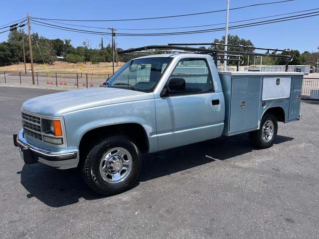 Image of Chevrolet 2500 equipment image 1