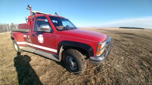 Image of Chevrolet 3500 equipment image 3