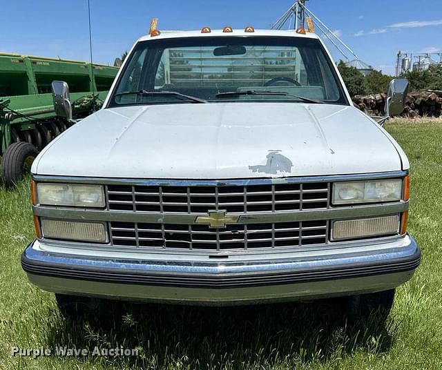 Image of Chevrolet C3500 equipment image 1