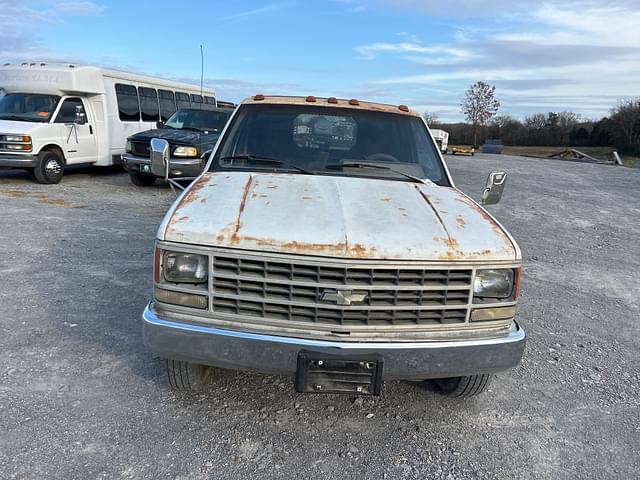 Image of Chevrolet C3500 equipment image 1