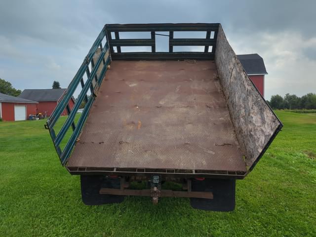 Image of Chevrolet C3500 equipment image 4