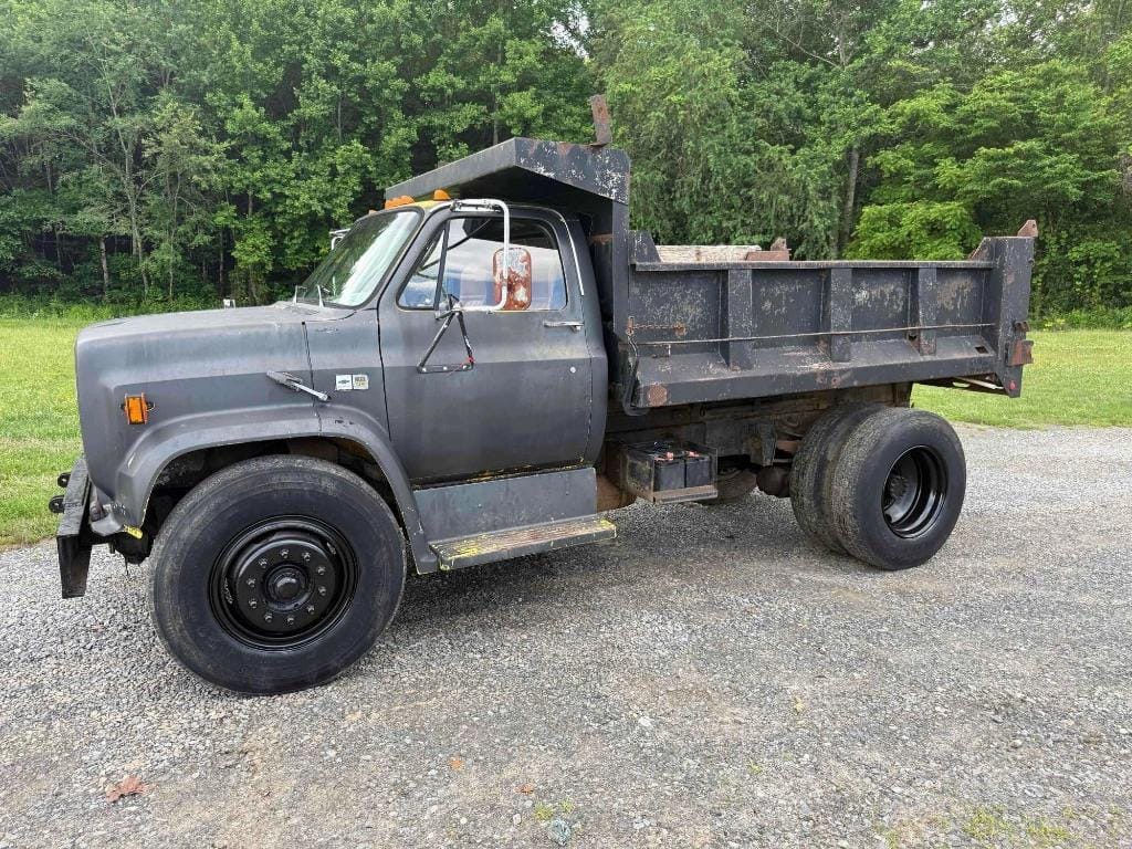 1990 Chevrolet C70 Equipment Image0
