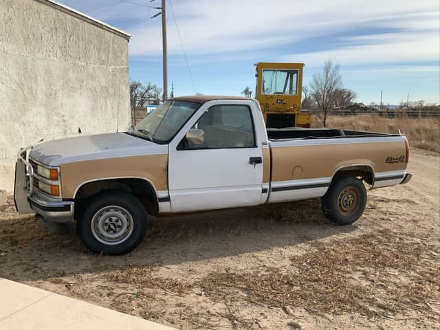 Image of Chevrolet 1500 equipment image 1