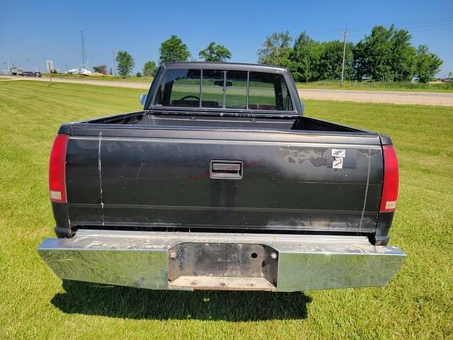 Image of Chevrolet K1500 equipment image 3