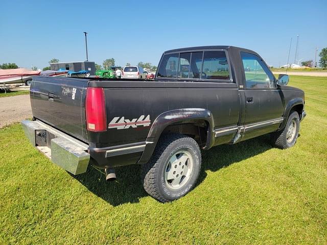 Image of Chevrolet K1500 equipment image 4