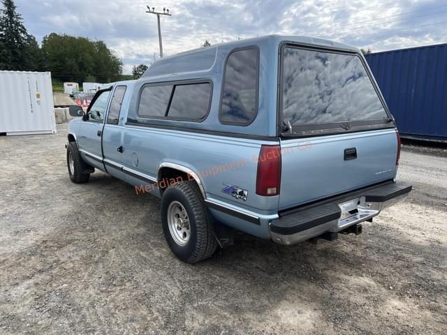 Image of Chevrolet K2500 equipment image 2