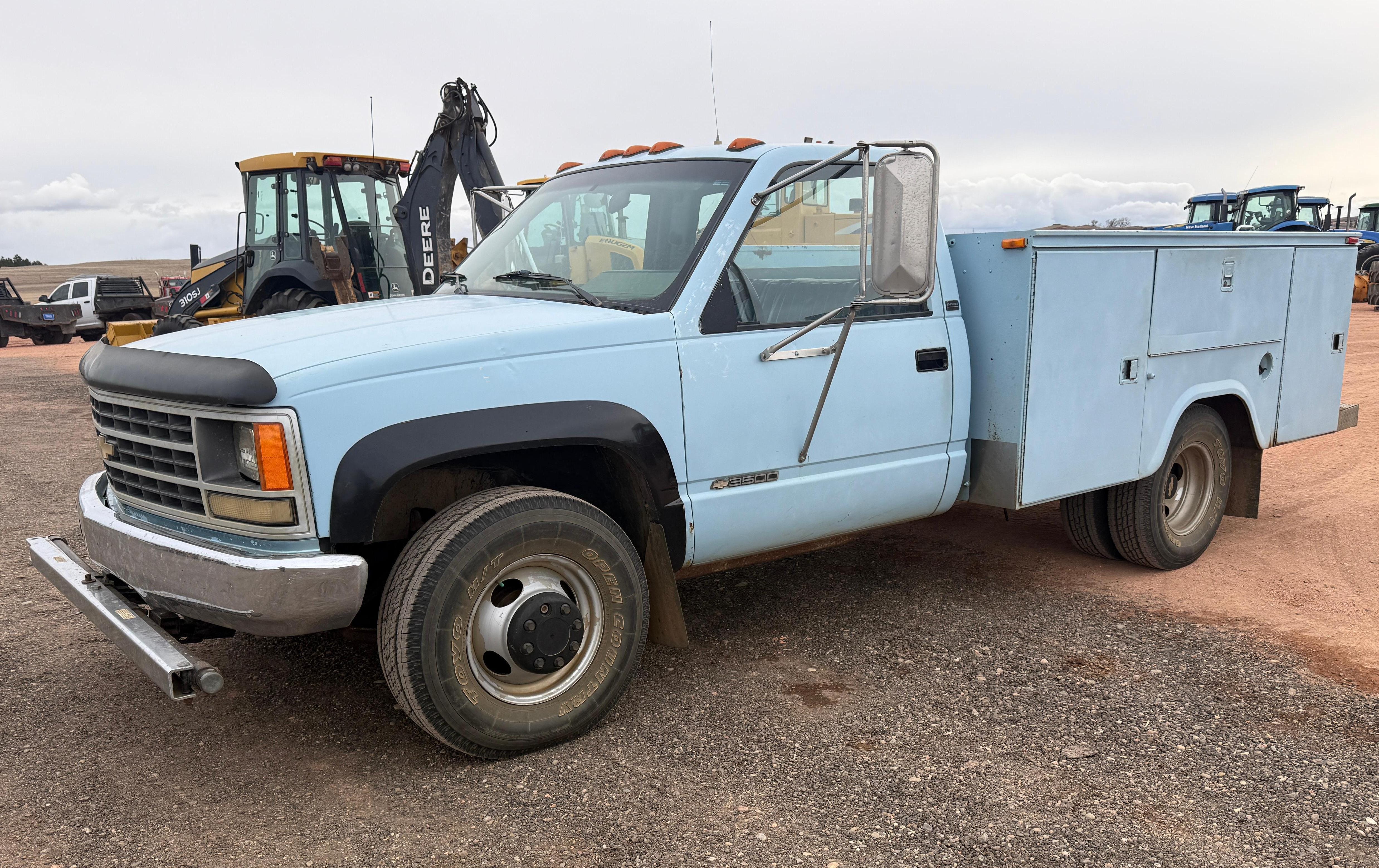 1990 Chevrolet 3500 Equipment Image0