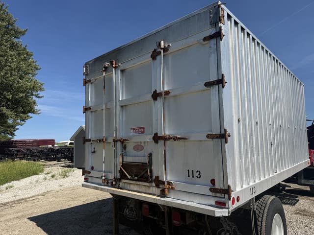 Image of Chevrolet Kodiak C6500 equipment image 4