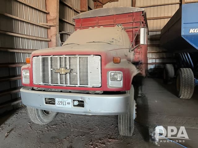 Image of Chevrolet Kodiak equipment image 1